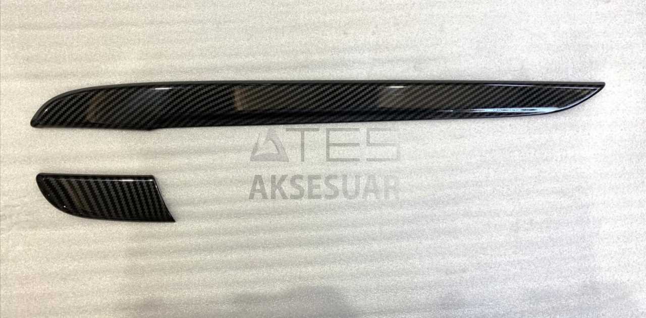 HONDA CR-V 2017+ KARBON GOGUSLUK KAPLAMA 2 PARCA
