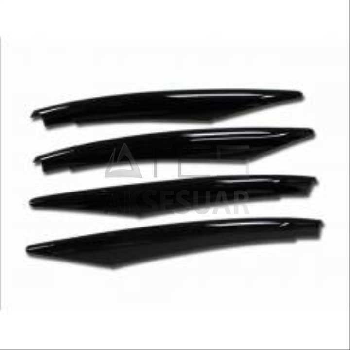 MERCEDES W205 2019+ SIS KASLARI 4 PARÇA (SİS BIÇAKLARI) (PIANO BLACK)