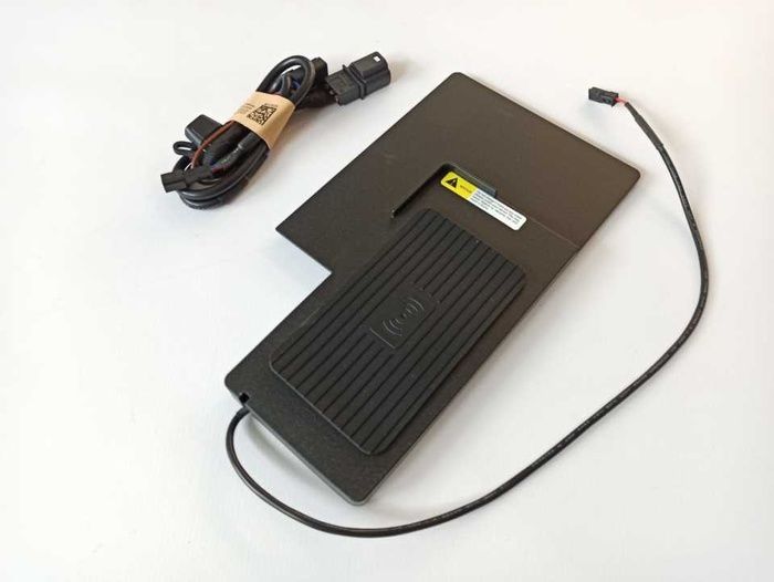 A4 2016-2019 IÇIN UYUMLU TELEFON SARJ KITI