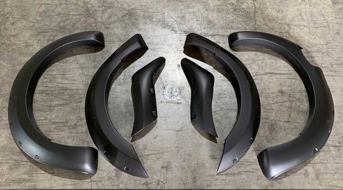 RANGER IÇIN UYUMLU T6 (2012-2015) ÇAMURLUK KABARTMA (DODIK)  (PP ENJEKSIYON)