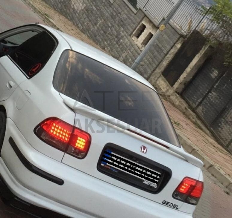 Honda Cıvıc 1996-2001 Sedan Işıklı Spoiler