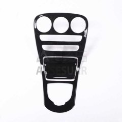 MERCEDES W205 ORTA KONSOL KAPLAMA - PIANO BLACK