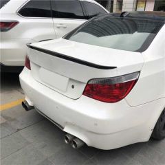 5 SERISI E60 2005-2010 BAGAJ SPOILER  - PIANO BLACK (PARLAK SIYAH)