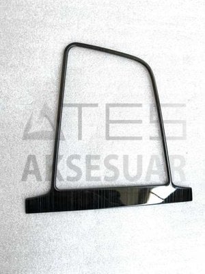 HYUNDAI ELANTRA 2016-2019 VİTES ÇERÇEVE (TITANYUM ÇİZGİLİ SİYAH)