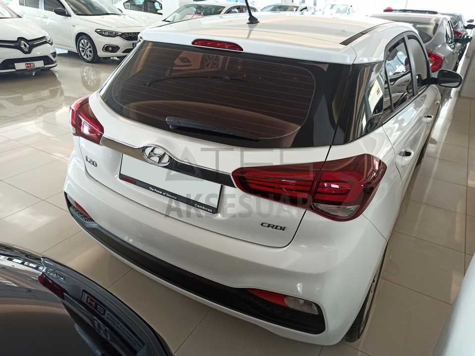 HYUNDAI I20 2014-2017 BAGAJ ÇITASI KROM