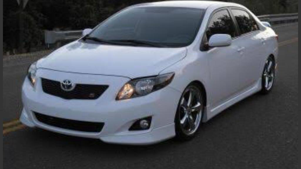 Toyota Corolla 2007-2009 Marşpiyel