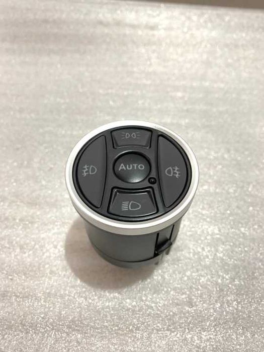 OTOMOTIK FAR ANAHTARI (AYAR PANELI) GOLF7 / POLO 19-21 / T-ROC 18-20 / TIGUAN 17-21 IÇIN UYUMLU