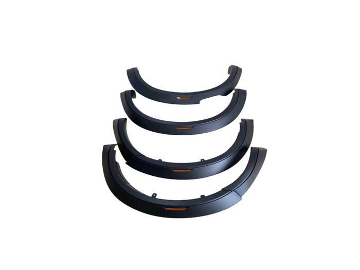 D-MAX IÇIN UYUMLU 2020+ CAMURLUK KABARTMA REFLEKTÖRLÜ (DODIK)