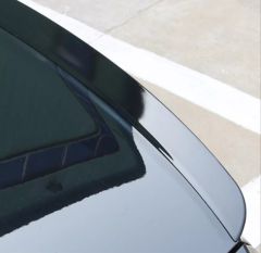 PASSAT B8  IÇIN UYUMLU SPOILER   - PIANO BLACK (PARLAK SIYAH)
