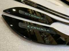 TOYOTA COROLLA 2019+ KAPI ÇITASI PIANO BLACK