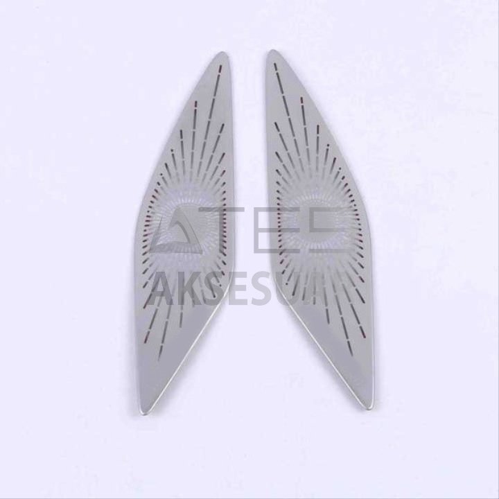 VOLKSWAGEN GOLF 8 HARMAN KARDON TWEETER KAPLAMA - SILVER (Life,Style,İmpression Paket için)