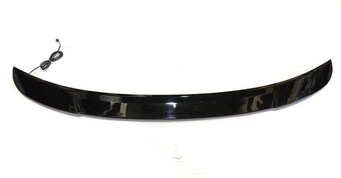 3 SERISI 2019+  G20 LED SPOILER (PIANO BLACK)