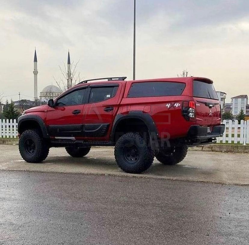 Mitsubishi L200 Camlı Kabin