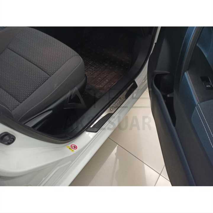 TOYOTA COROLLA 2013-2016 KAPI ESIK NIKELAJI ISIKSIZ