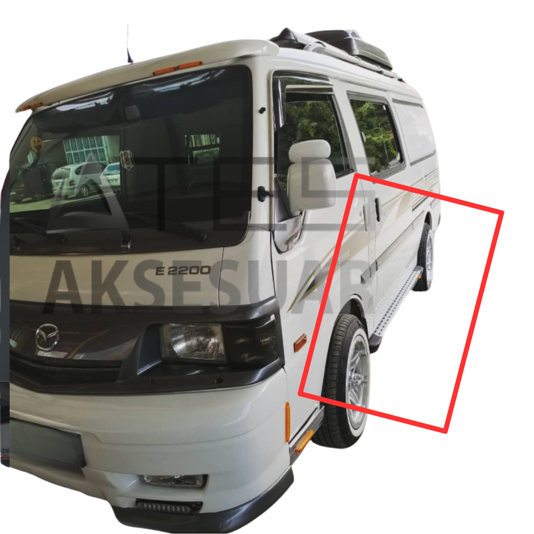 Mazda E2200 2006+ YAN Basamak