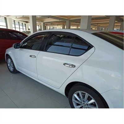 OCTAVIA 2015-2017 IÇIN UYUMLU IÇIN UYUMLU KAPI DIS KOLU KAPLAMA NIKELAJ