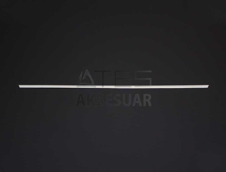 Audi A4 Sedan Krom Bagaj Çıtası Plaka Üstü 2001-2006 Arası