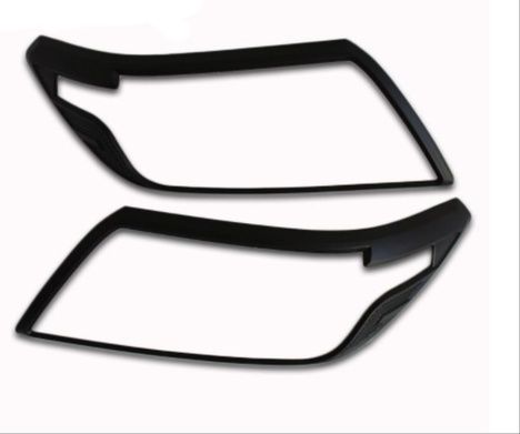 NAVARA 2015-2020 IÇIN UYUMLU FAR ÇERÇEVESI KAPLAMA SIYAH