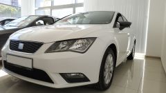 X LEON 2012-2016 IÇIN UYUMLU YARASA AYNA KAPAGI PIANO BLACK