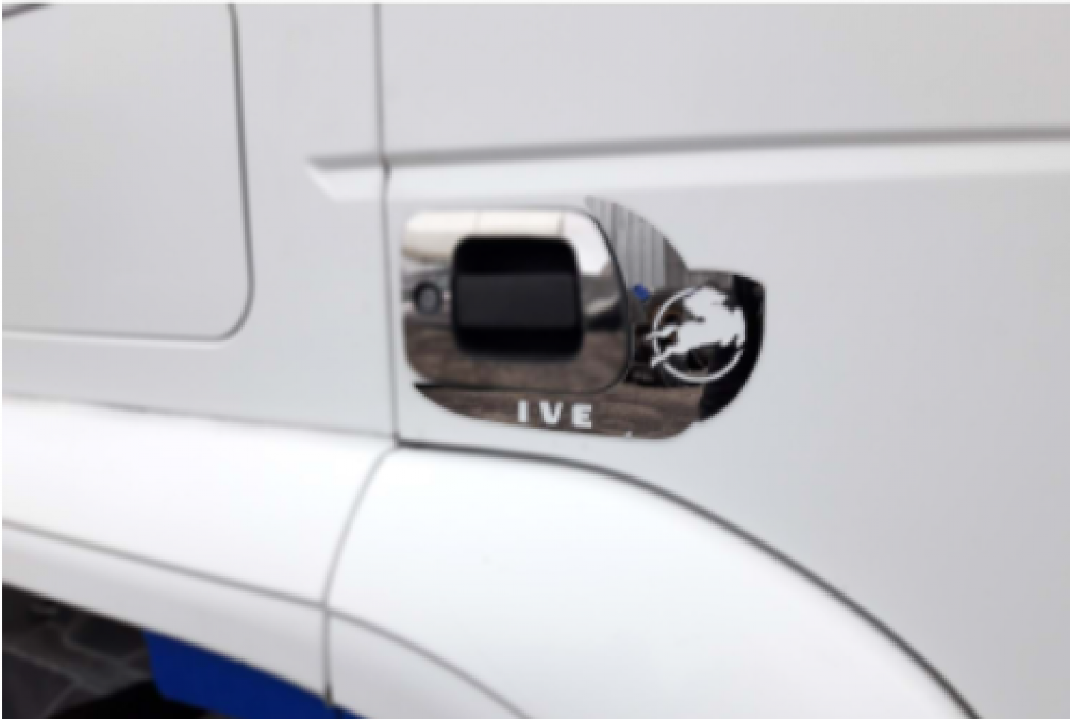 IVECO ALL MODELS KAPI KOLU ETRAFI KROMU