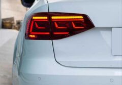 JETTA 2015+ IÇIN UYUMLU  LED STOP