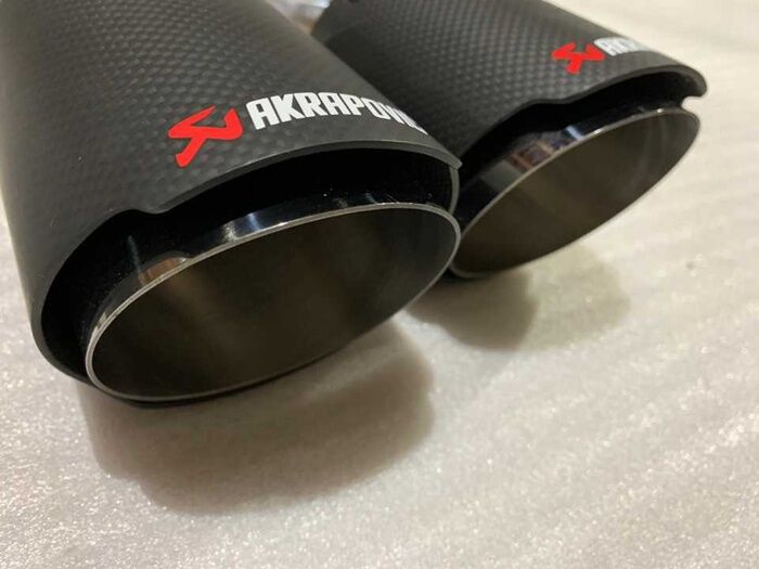 AKRAPOVIC EGZOZ BOLMELI DUAL 89 mm