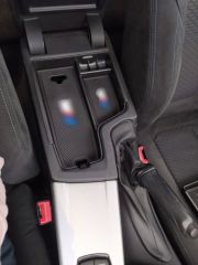 3 SERISI F30 2013-2018 IÇIN UYUMLU  ORTA KONSOL KUTUSU