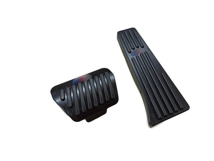 F30 3 SERISI IÇIN UYUMLU  PEDAL SETI SIYAH AT (GECME)