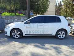 VOLKSWAGEN GOLF 7 - 7.5 2013-2020 KAPI ÇITASI PIANO BLACK