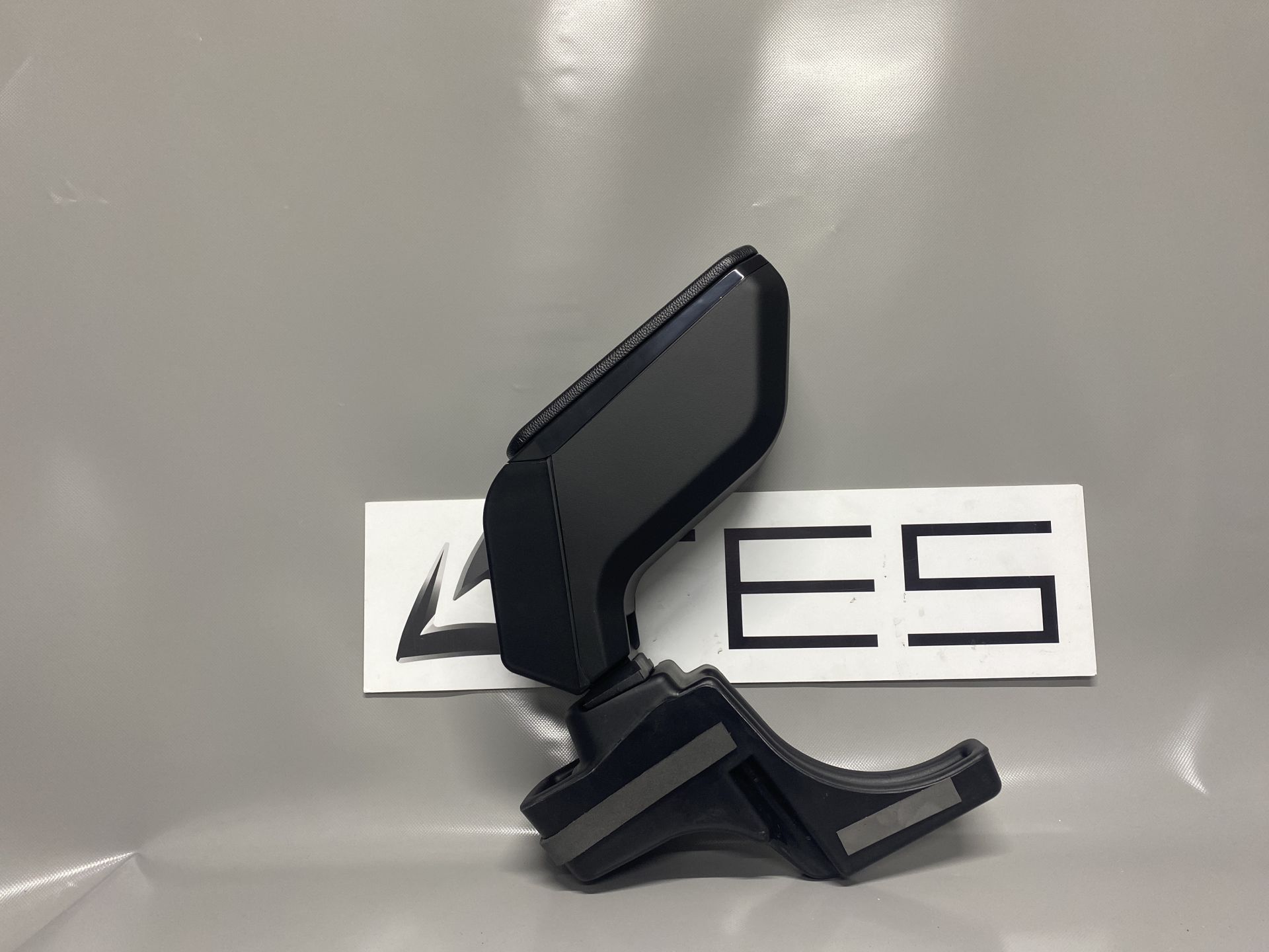 Ford Courier 2014 -2022 Geçme Kolçak