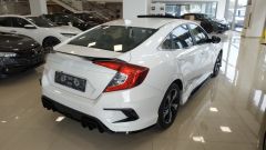 CIVIC FC5 2016-2020 IÇIN UYUMLU CONCEPT MODEL ARKA TAMPON EK PIANO BLACK DETAYLI
