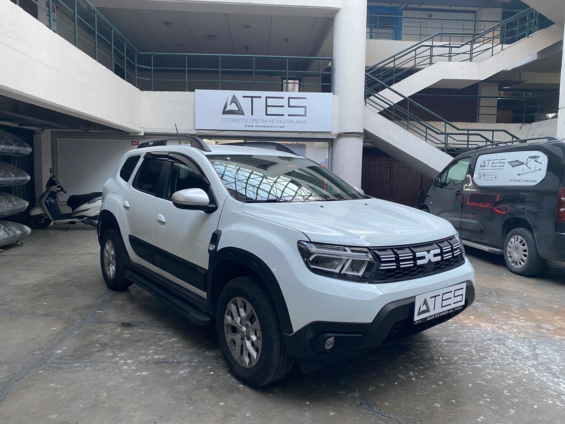 Dacia Duster Yan Basamak 2018 ve Sonrası ( Siyah )