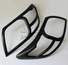 TOYOTA HILUX VIGO 2012-2015 FAR ÇERÇEVE KAPLAMA SIYAH