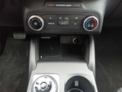 FOCUS IÇIN UYUMLU TELEFON SARJI