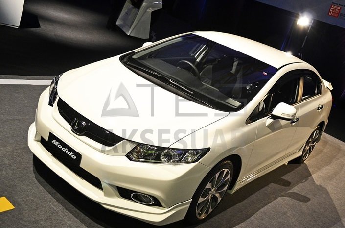 Honda Civic 2012 (Modulo) Ön Karlık