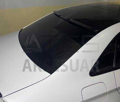 AUDI A3 2013-2019 SPOILER CAM ÜSTÜ
