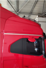 IVECO S-WAY  KAPI ÜSTÜ ŞERİT ÇITA KROMU