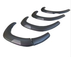 HILUX REVO 2016-2019 IÇIN UYUMLU IÇIN 2021 ROCCO / INVINCIBLE CAMURLUK KABARTMA (DODIK)