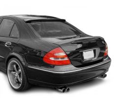 W211 (2000-2008) E SERISI IÇIN UYUMLU CAM ÜSTÜ SPOILER  - PIANO BLACK (PARLAK SIYAH)