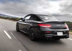 MERCEDES W205 C43 DIFÜZÖR & EGZOZ SETI (AMG SEDAN) (SIYAH EGZOZ ILE)