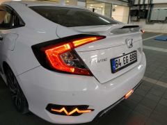 CIVIC FC5 ORTA BOY ISIKLI SPOILER (BOYASIZ)