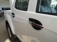 D-MAX IÇIN UYUMLU 2012-2017 KAPI KOLU IÇ KAPLAMA SIYAH